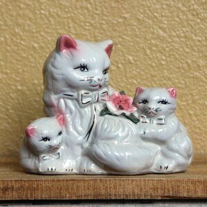 Vintage White Persian Cat Trio Ceramic Figurine w/ Pink Rose & Gold Paint Accent